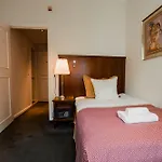 Ascot Hotel 4*
