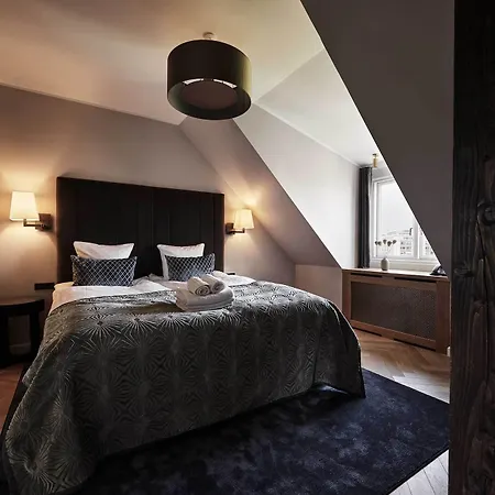 Hotel Ascot 4*