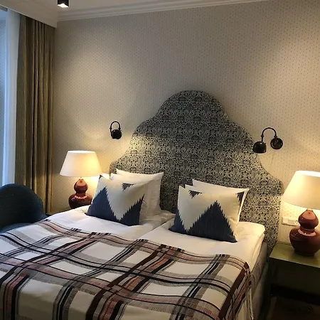 Ascot Ξενοδοχείο 4*