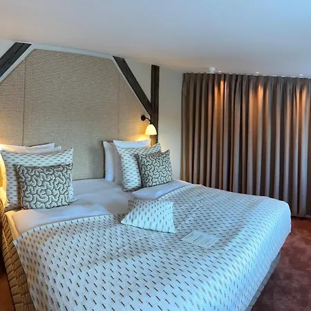 Hotel Ascot